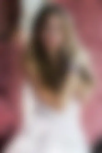 Julia Profile image 4